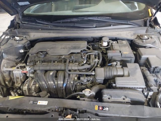 Photo 9 VIN: KMHLM4AG3MU209800 - HYUNDAI ELANTRA 