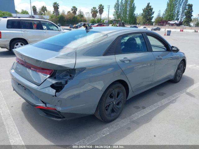 Photo 3 VIN: KMHLM4AG3NU304892 - HYUNDAI ELANTRA 