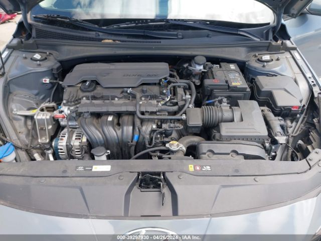 Photo 9 VIN: KMHLM4AG3NU304892 - HYUNDAI ELANTRA 