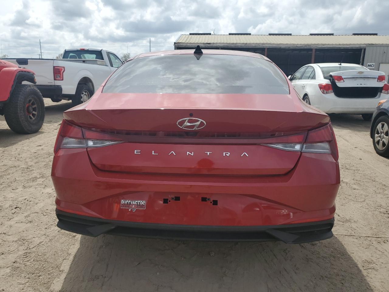 Photo 5 VIN: KMHLM4AG3PU435355 - HYUNDAI ELANTRA 