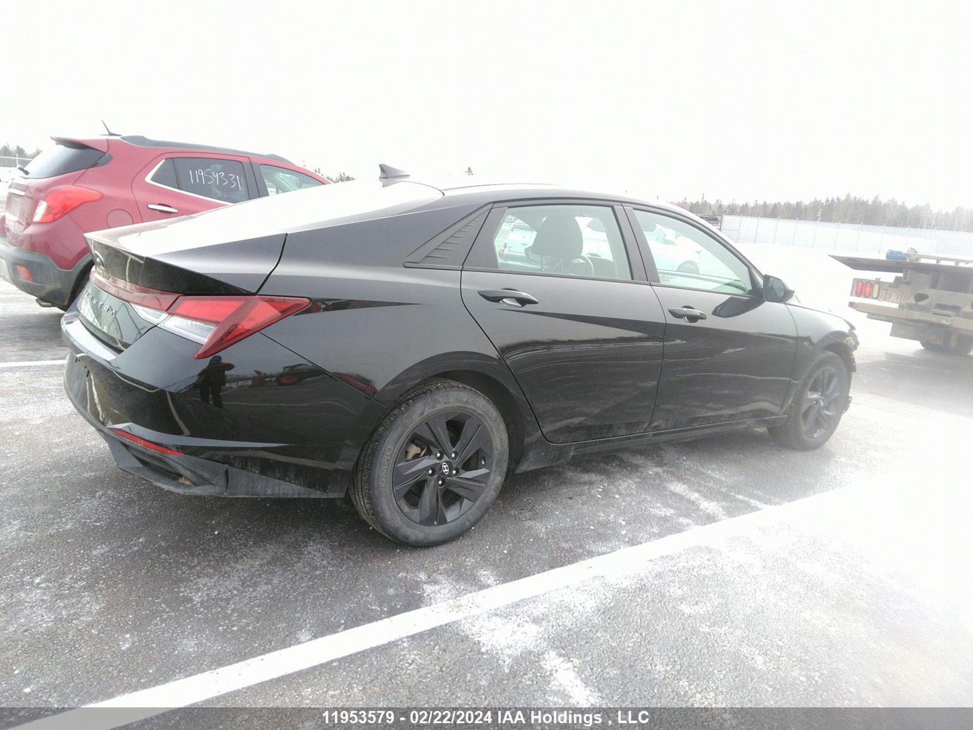 Photo 3 VIN: KMHLM4AG4MU134699 - HYUNDAI ELANTRA 