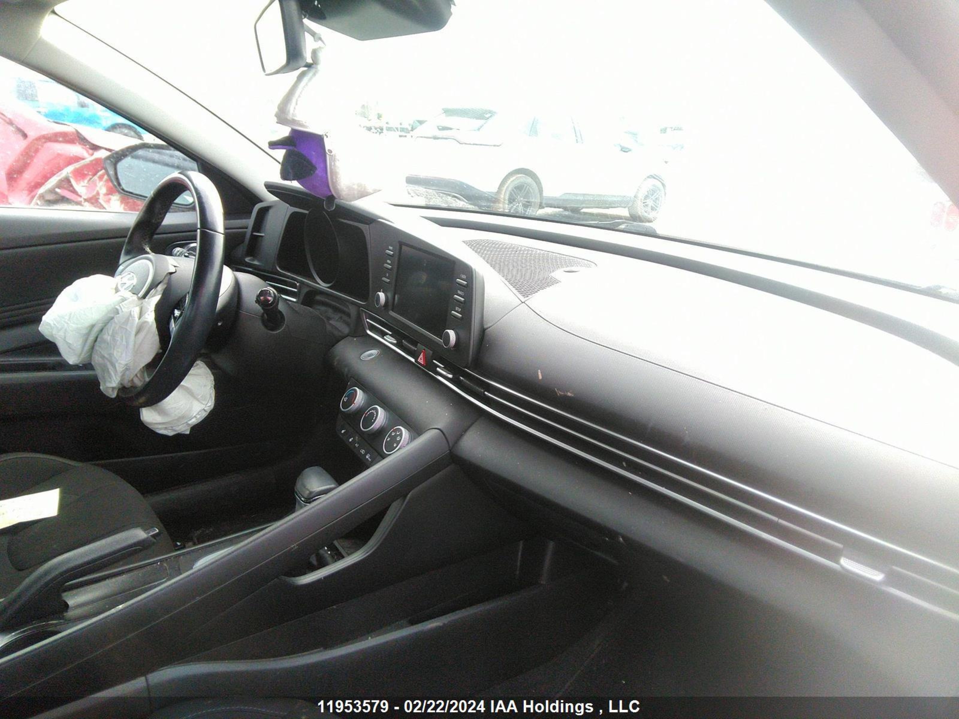 Photo 4 VIN: KMHLM4AG4MU134699 - HYUNDAI ELANTRA 