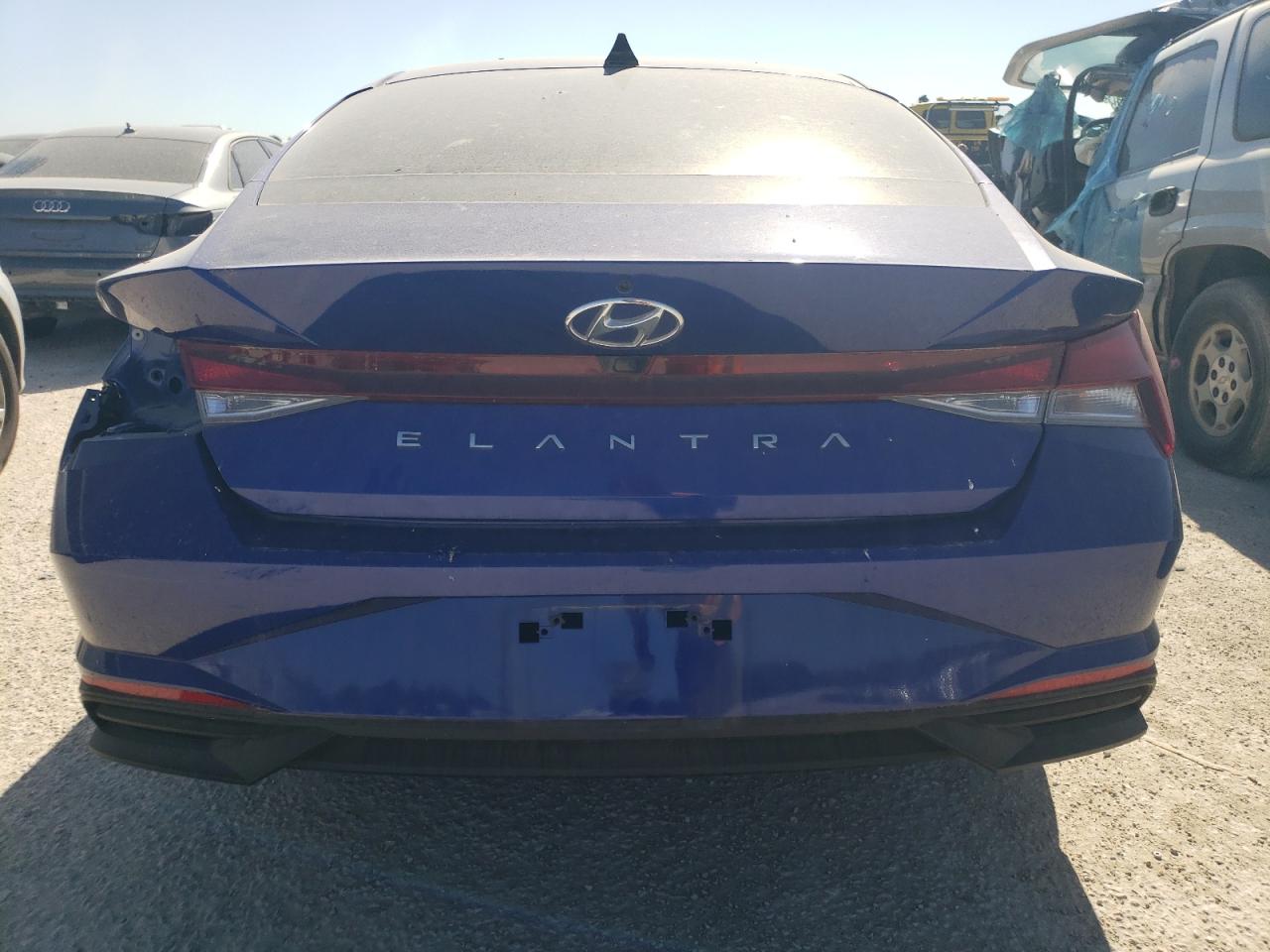 Photo 5 VIN: KMHLM4AG4PU447675 - HYUNDAI ELANTRA 