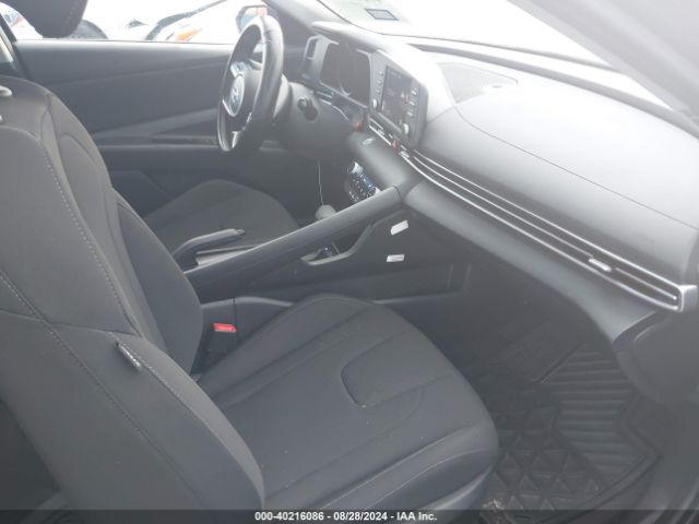 Photo 4 VIN: KMHLM4AG4PU606209 - HYUNDAI ELANTRA 