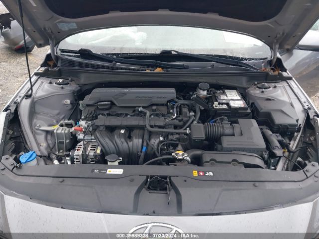 Photo 9 VIN: KMHLM4AG5MU122920 - HYUNDAI ELANTRA 