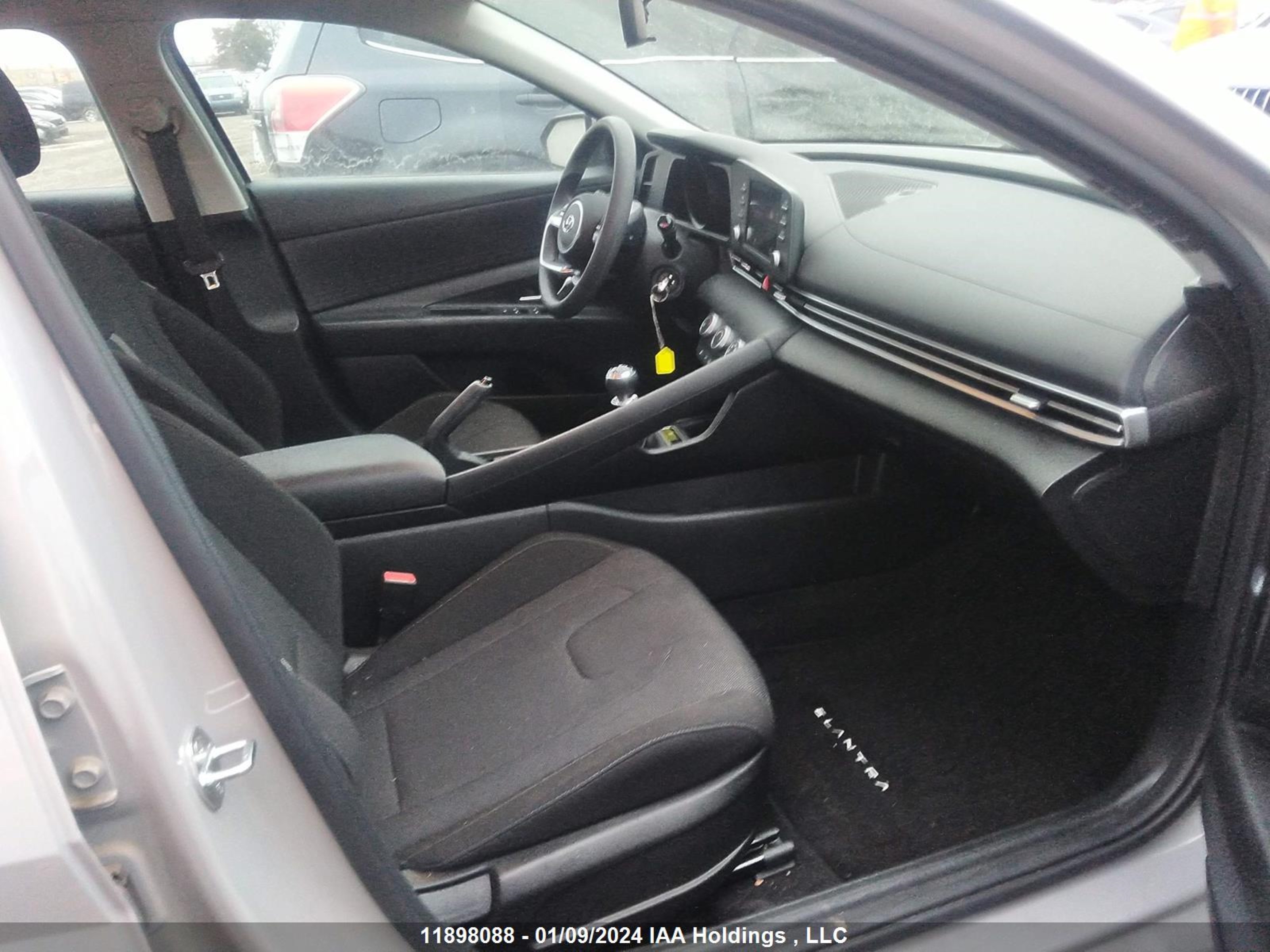 Photo 4 VIN: KMHLM4AG5MU177366 - HYUNDAI ELANTRA 