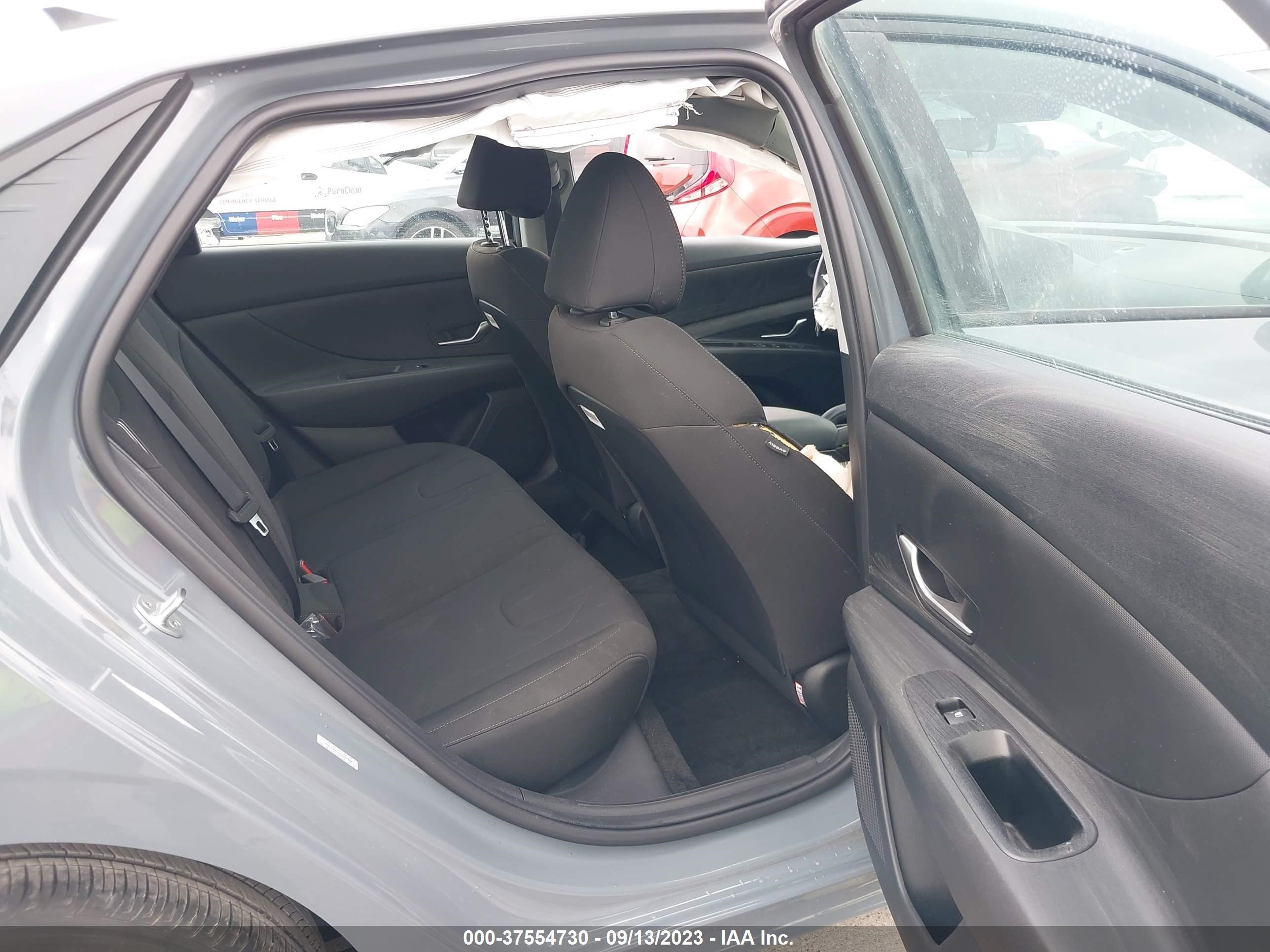 Photo 7 VIN: KMHLM4AG5NU352880 - HYUNDAI ELANTRA 