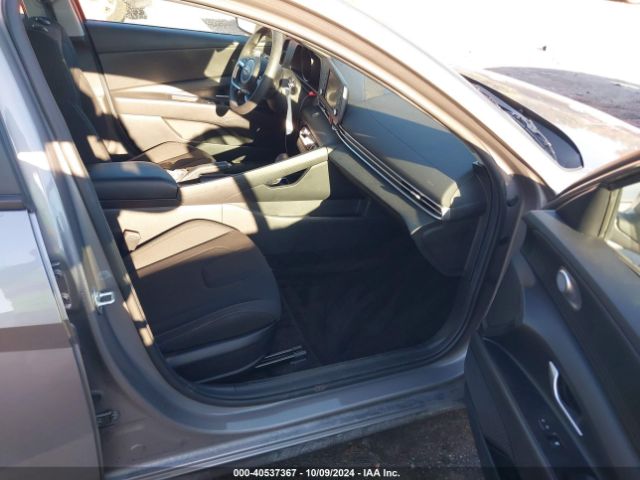 Photo 4 VIN: KMHLM4AG5PU452397 - HYUNDAI ELANTRA 