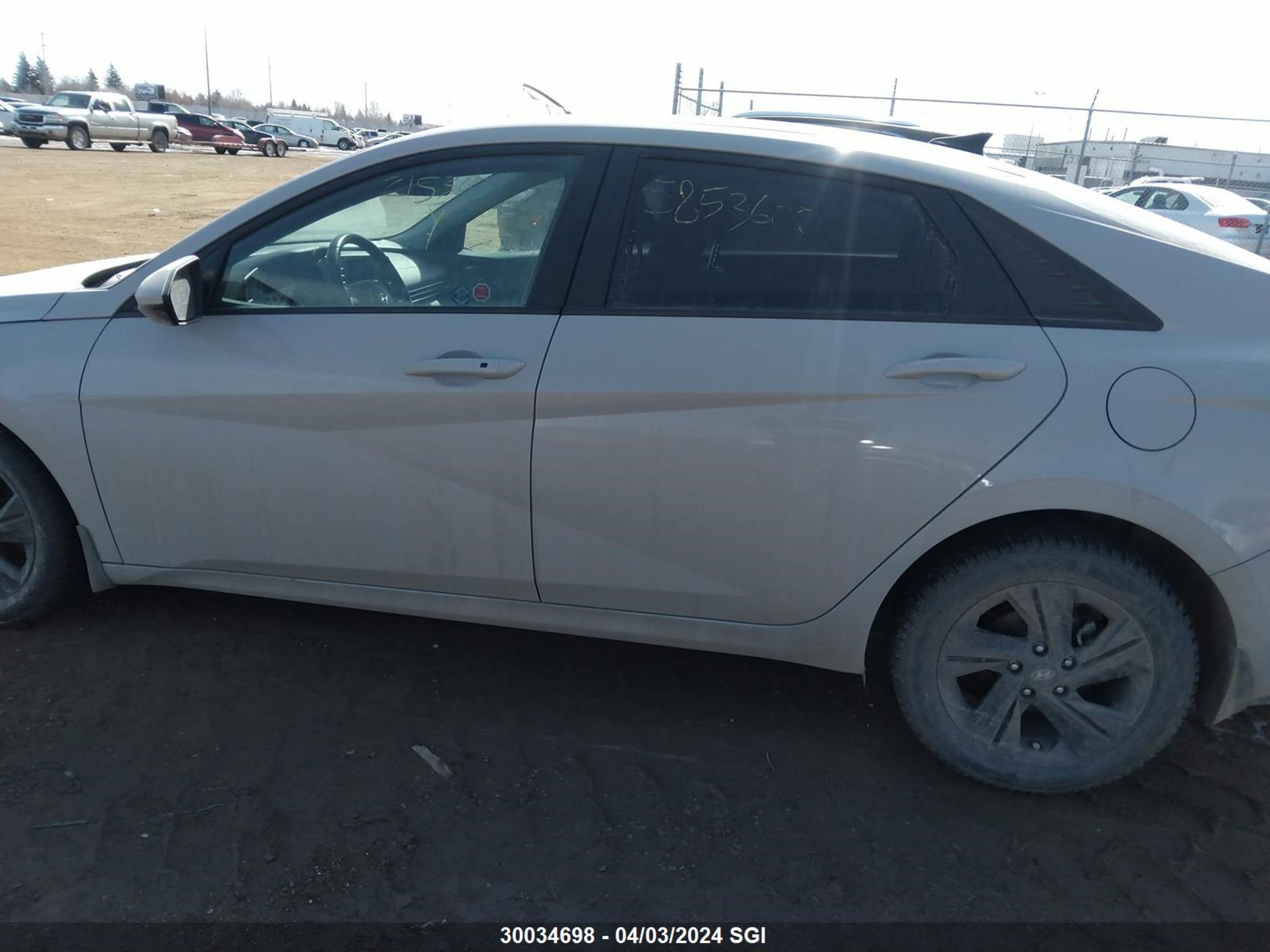 Photo 14 VIN: KMHLM4AG6NU215365 - HYUNDAI ELANTRA 