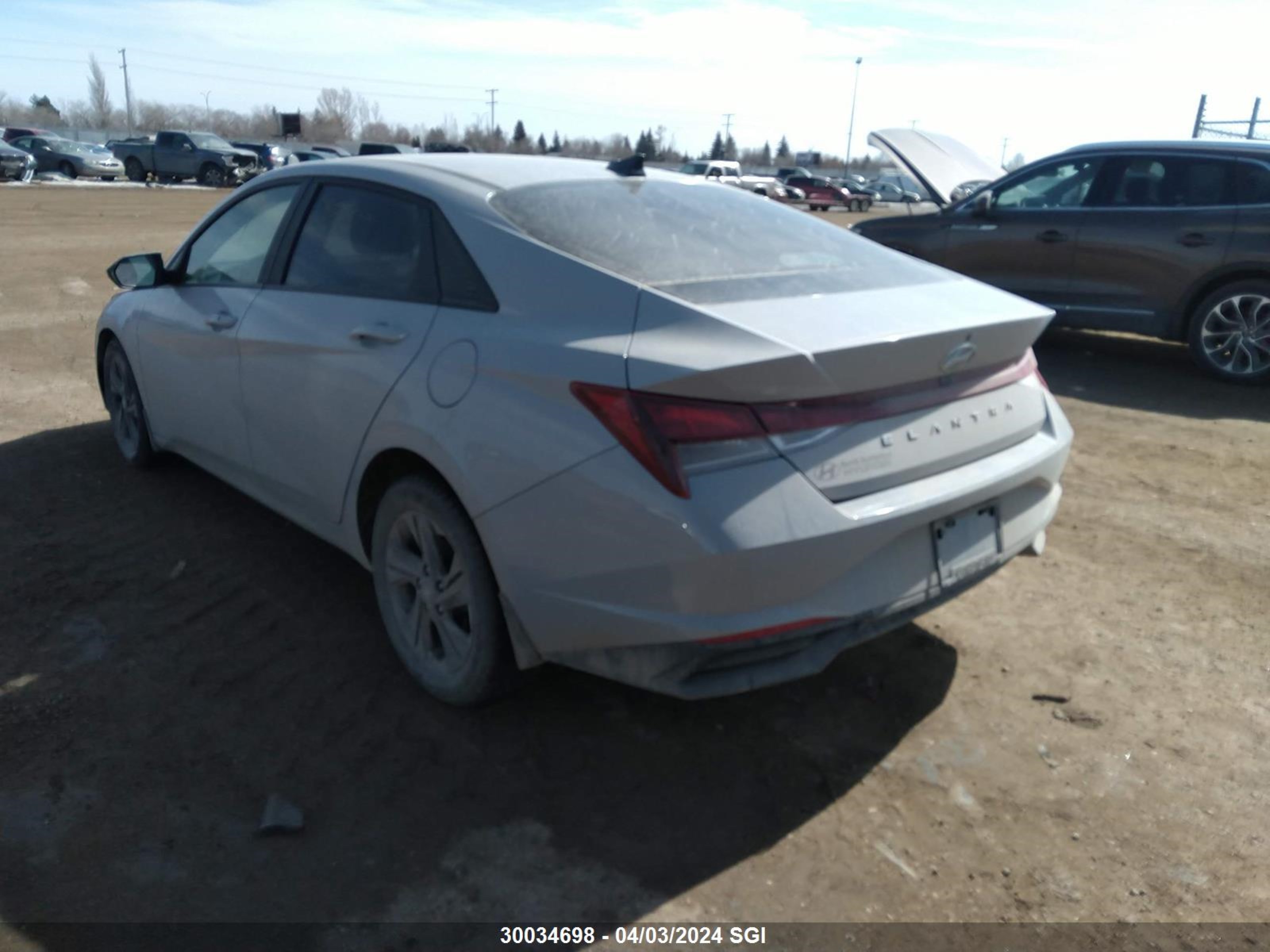 Photo 2 VIN: KMHLM4AG6NU215365 - HYUNDAI ELANTRA 