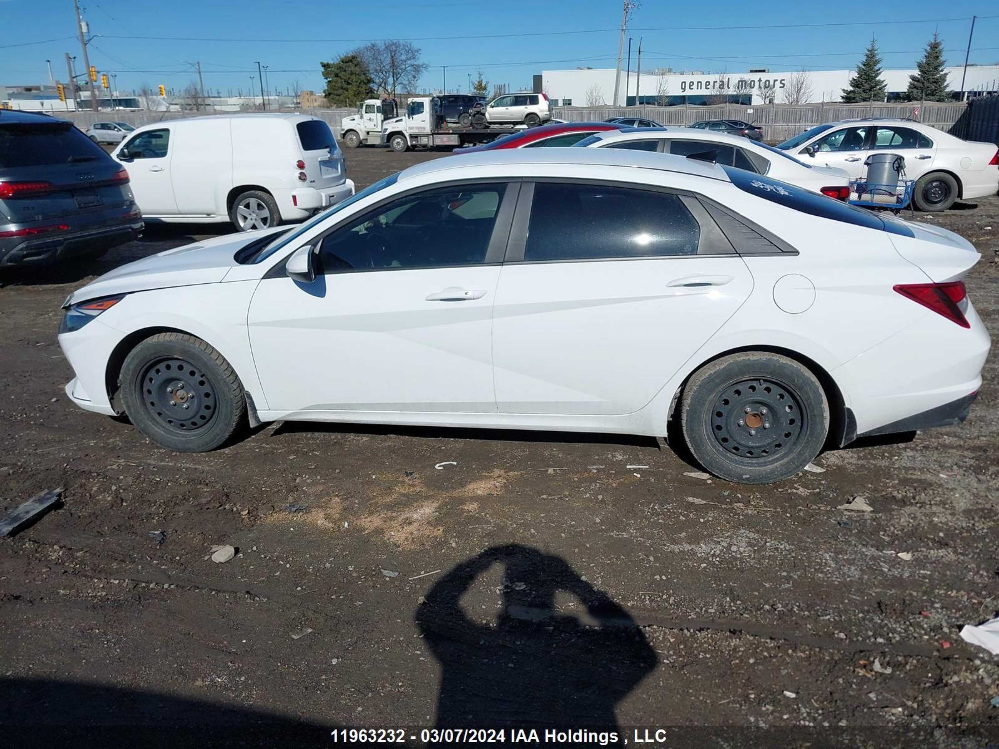 Photo 13 VIN: KMHLM4AG6NU324182 - HYUNDAI ELANTRA 