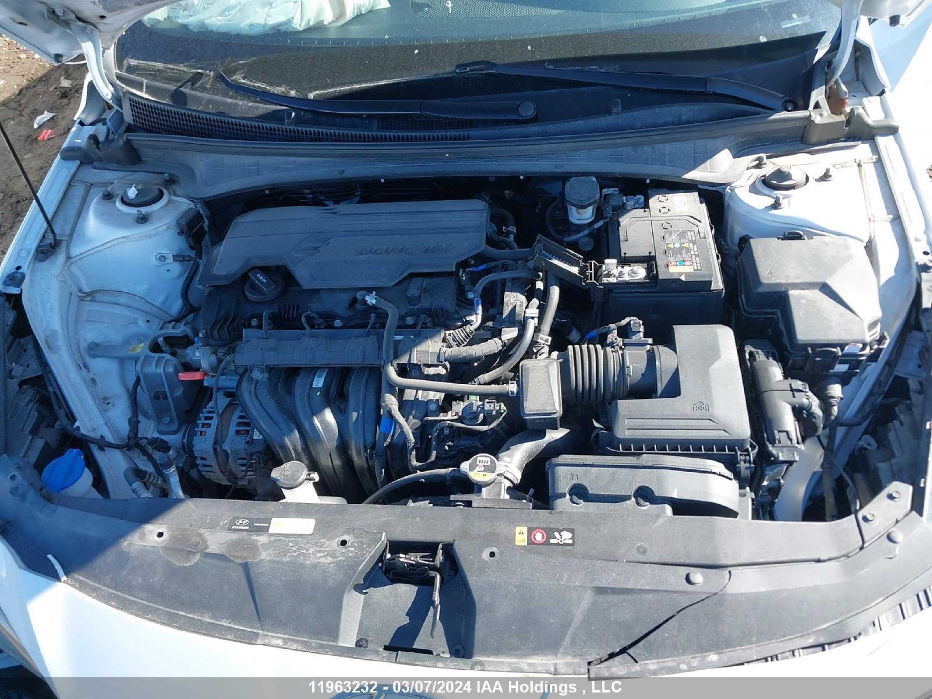 Photo 9 VIN: KMHLM4AG6NU324182 - HYUNDAI ELANTRA 