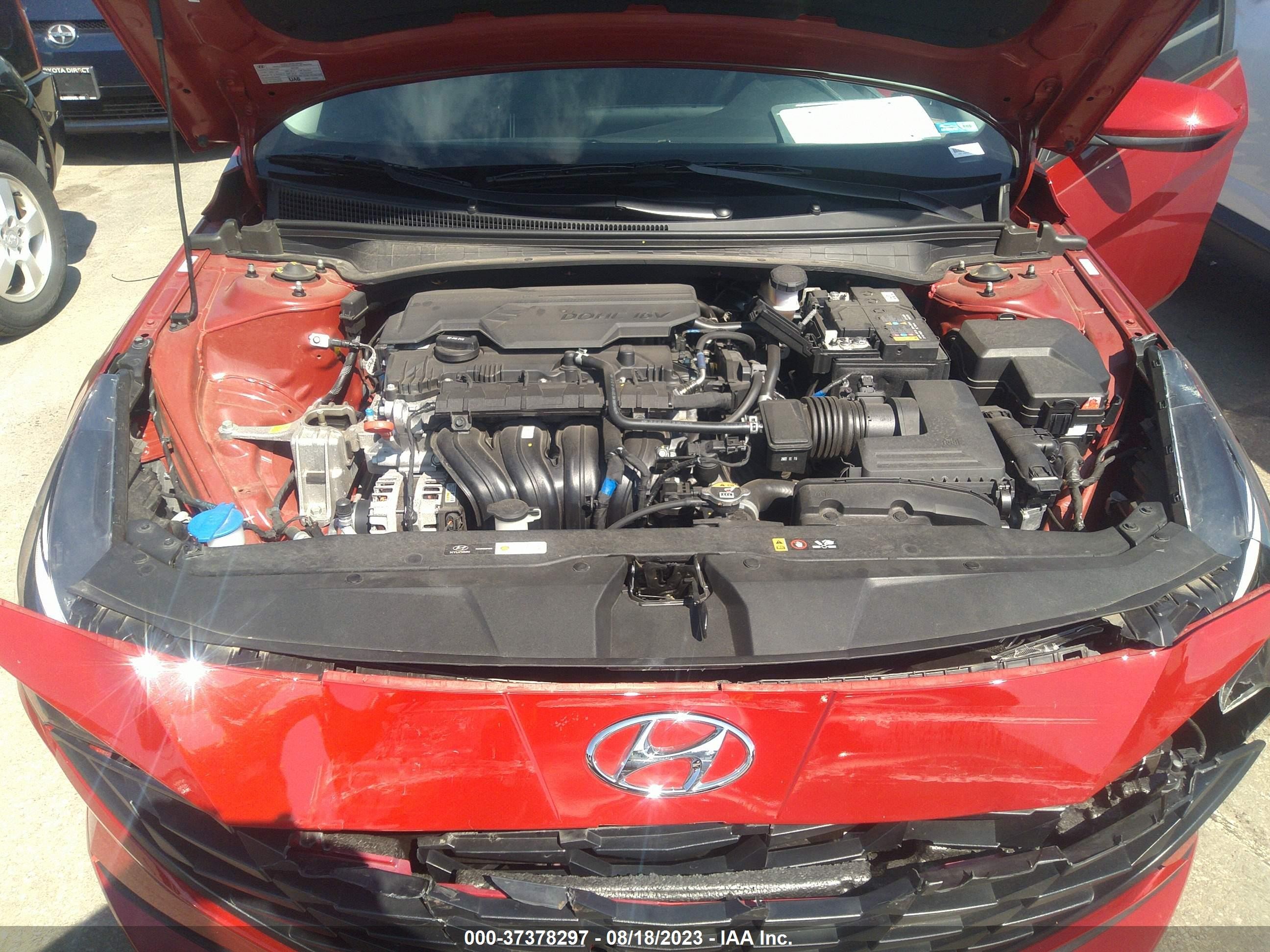 Photo 9 VIN: KMHLM4AG6PU499129 - HYUNDAI ELANTRA 