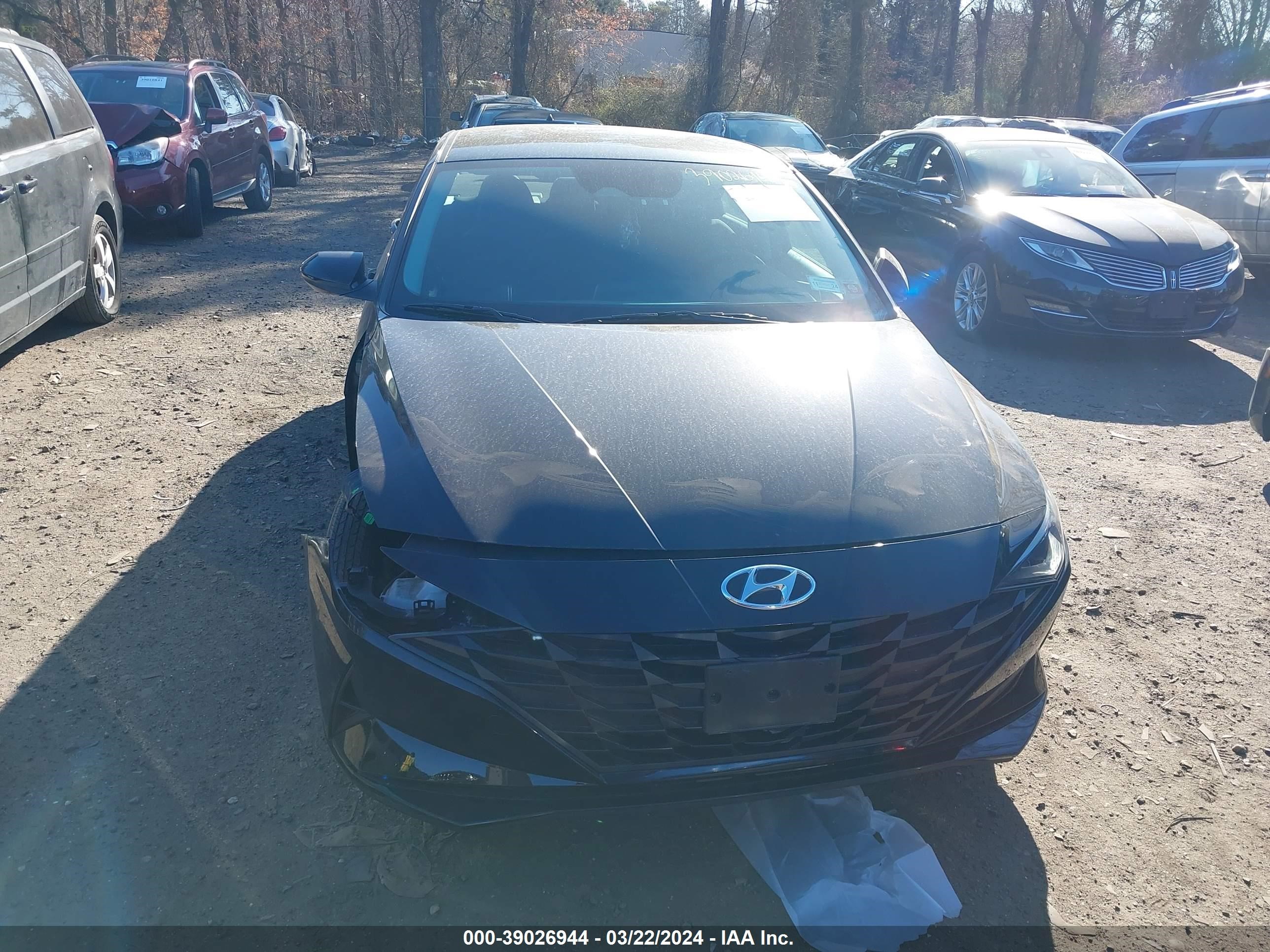 Photo 11 VIN: KMHLM4AG6PU523123 - HYUNDAI ELANTRA 