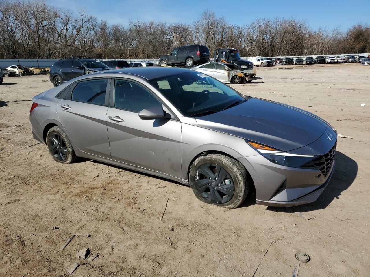 Photo 3 VIN: KMHLM4AG6PU534526 - HYUNDAI ELANTRA 