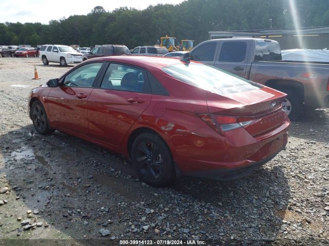 Photo 2 VIN: KMHLM4AG6PU575688 - HYUNDAI ELANTRA 