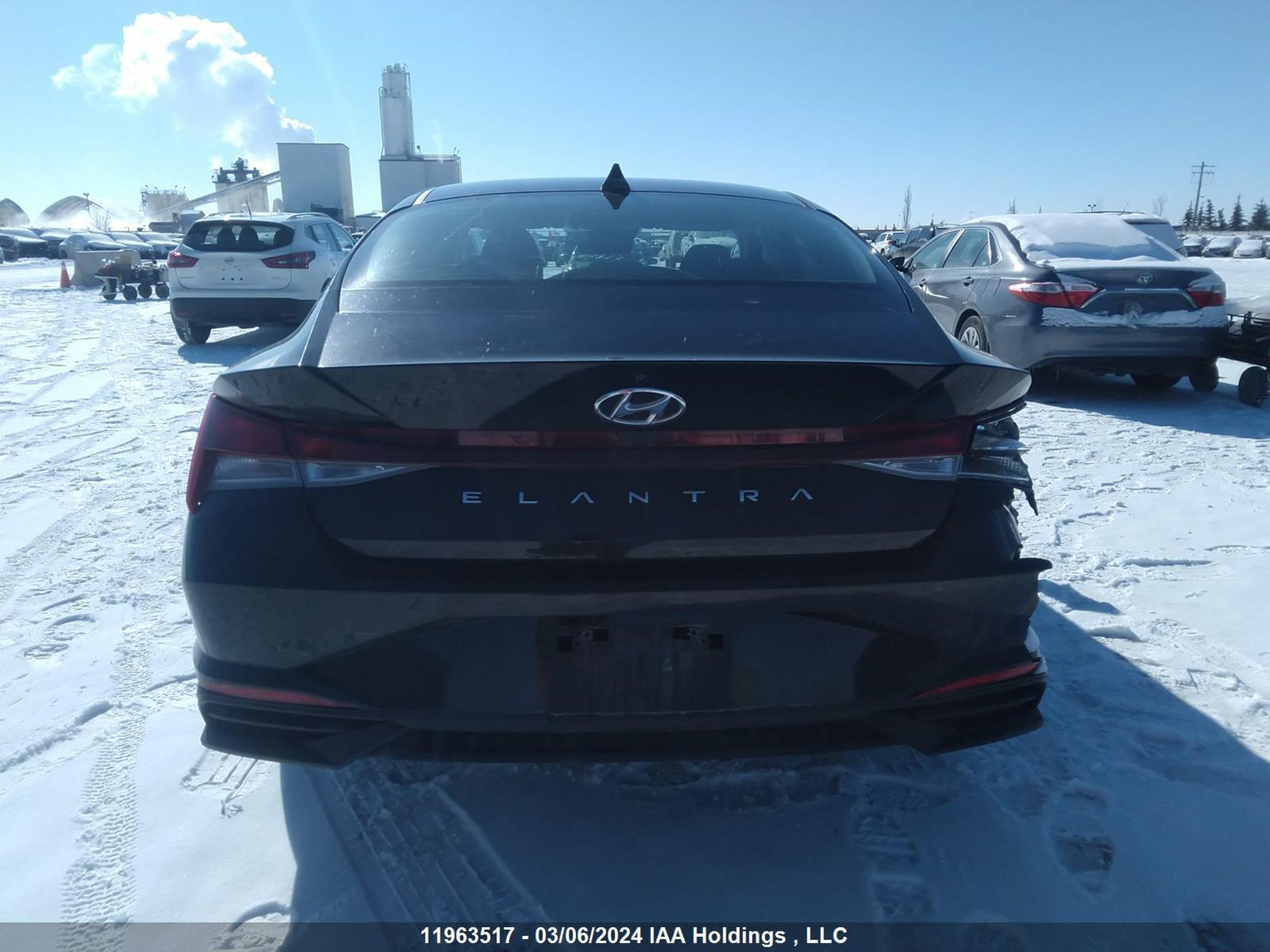 Photo 15 VIN: KMHLM4AG7MU167311 - HYUNDAI ELANTRA 