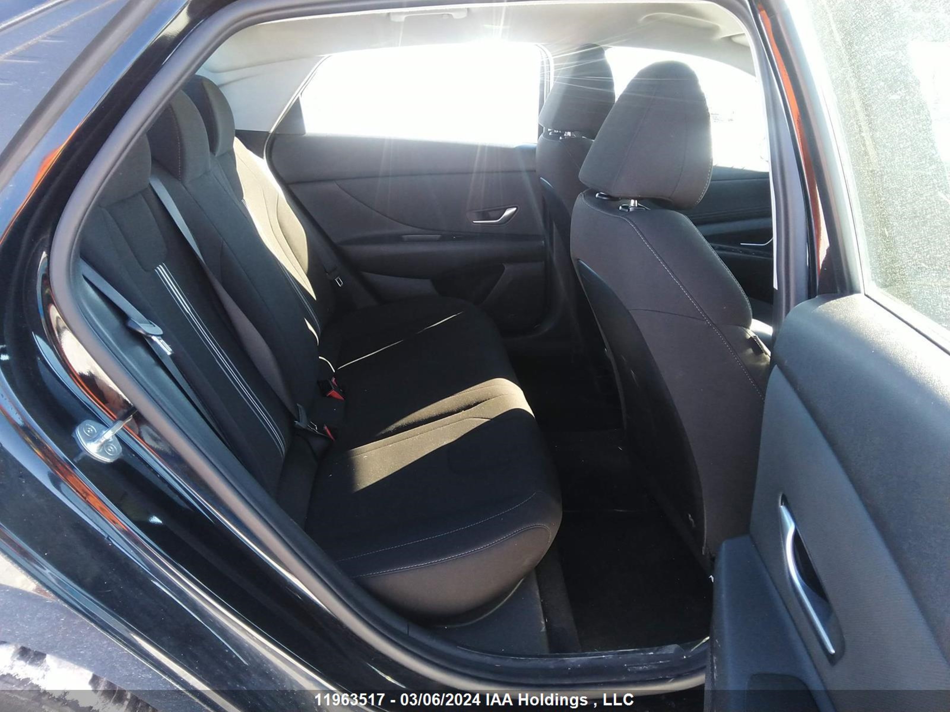 Photo 7 VIN: KMHLM4AG7MU167311 - HYUNDAI ELANTRA 