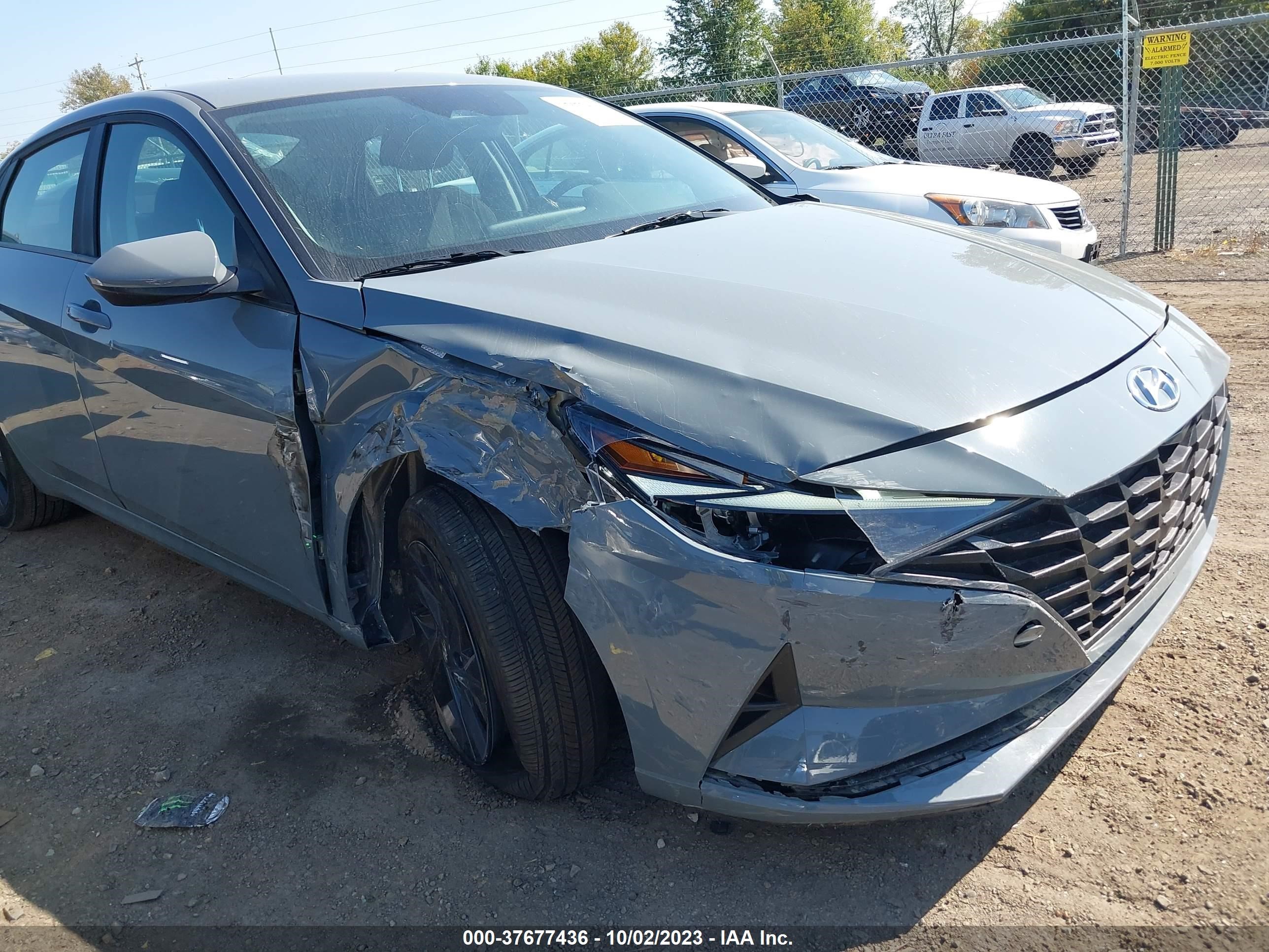 Photo 5 VIN: KMHLM4AG7NU349575 - HYUNDAI ELANTRA 