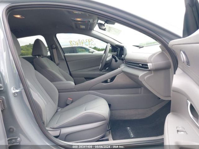 Photo 4 VIN: KMHLM4AG7NU363654 - HYUNDAI ELANTRA 