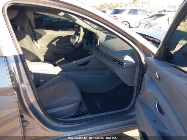 Photo 4 VIN: KMHLM4AG7PU545079 - HYUNDAI ELANTRA 