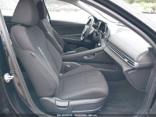 Photo 4 VIN: KMHLM4AG7PU572122 - HYUNDAI ELANTRA 