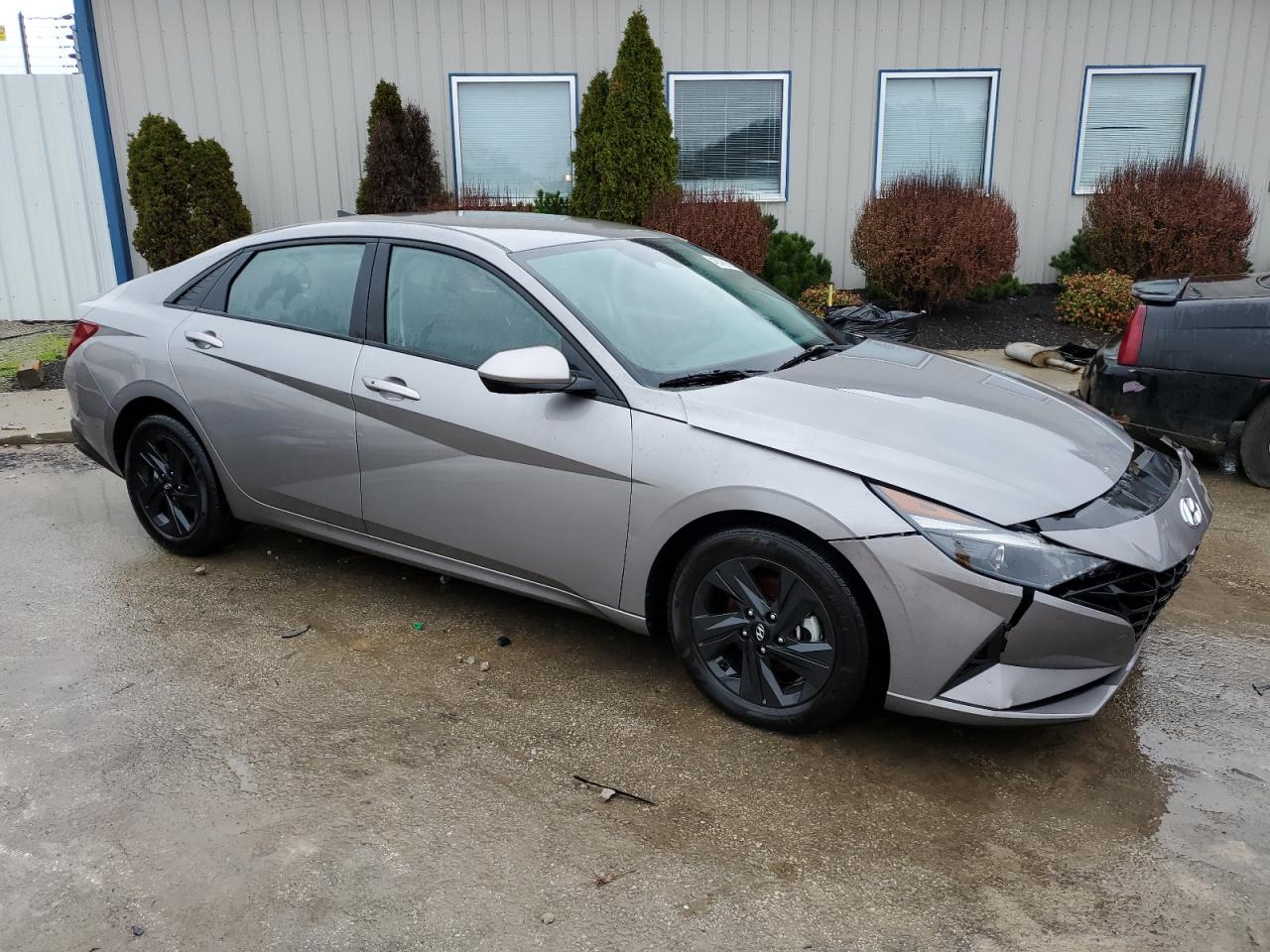 Photo 3 VIN: KMHLM4AG7PU610772 - HYUNDAI ELANTRA 