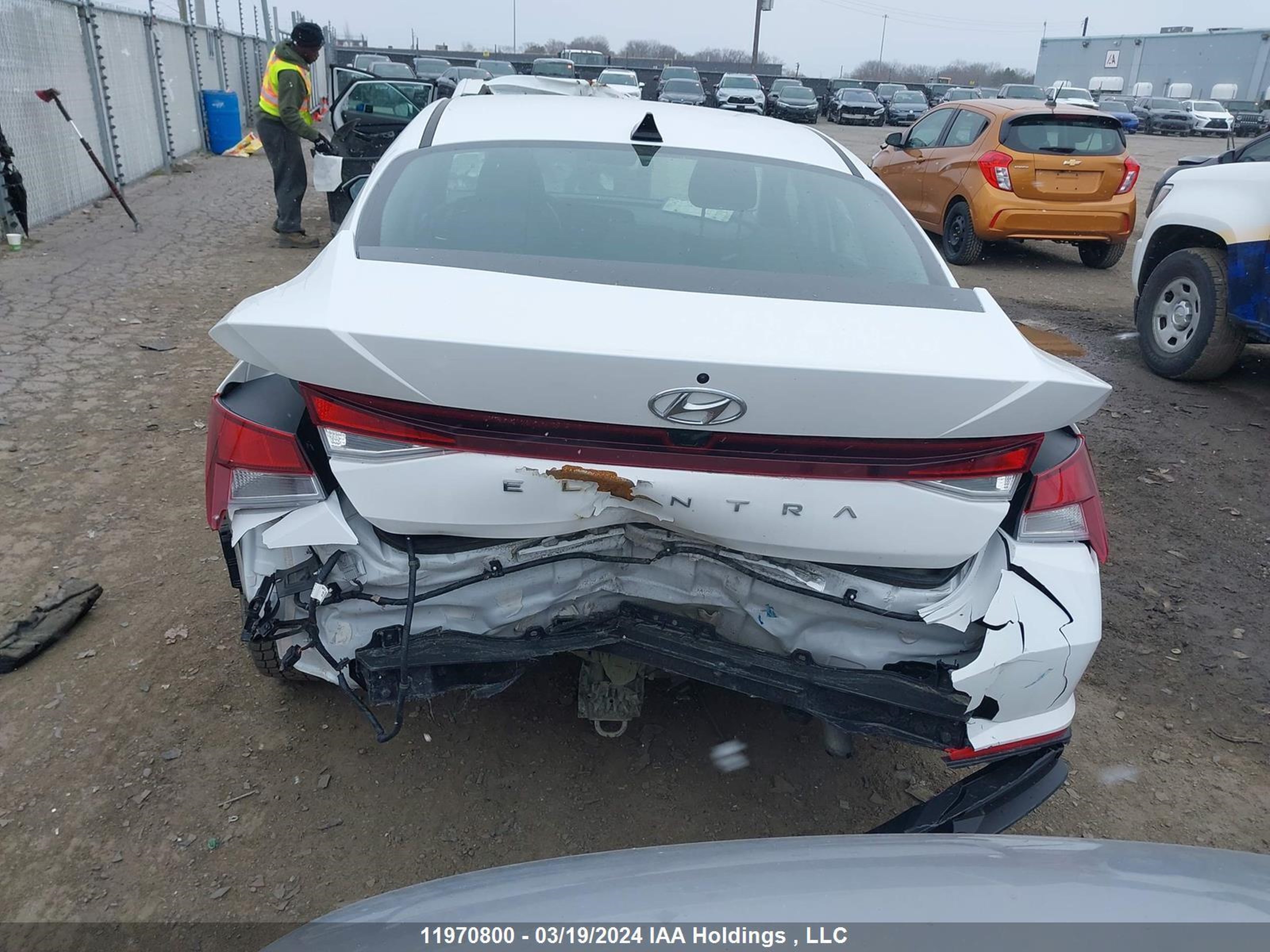 Photo 15 VIN: KMHLM4AG8MU172162 - HYUNDAI ELANTRA 