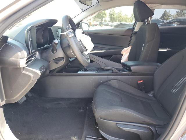 Photo 6 VIN: KMHLM4AG8NU263272 - HYUNDAI ELANTRA SE 