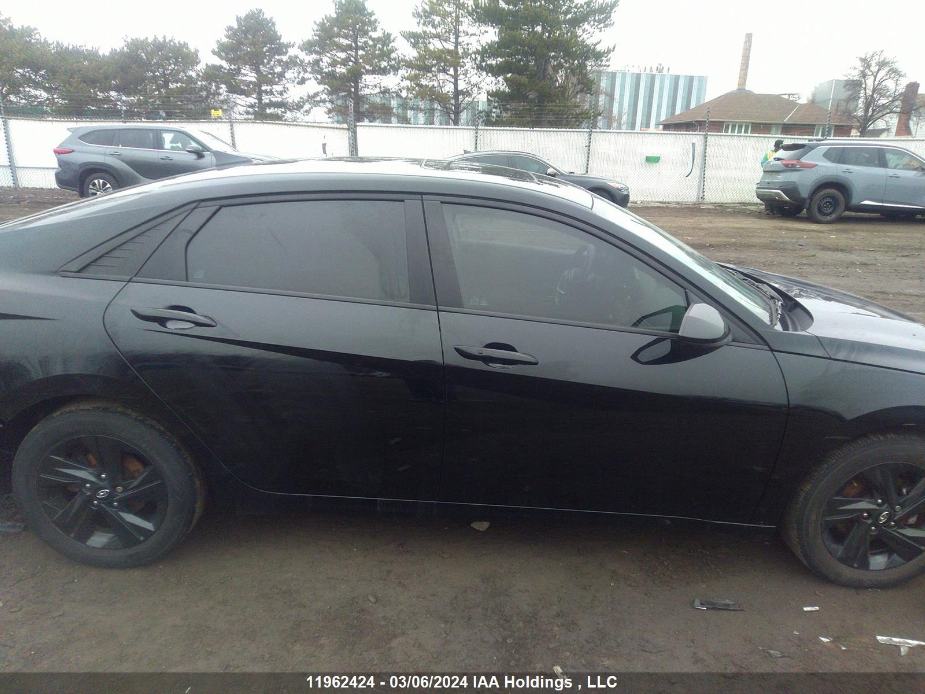 Photo 13 VIN: KMHLM4AG8NU308985 - HYUNDAI ELANTRA 