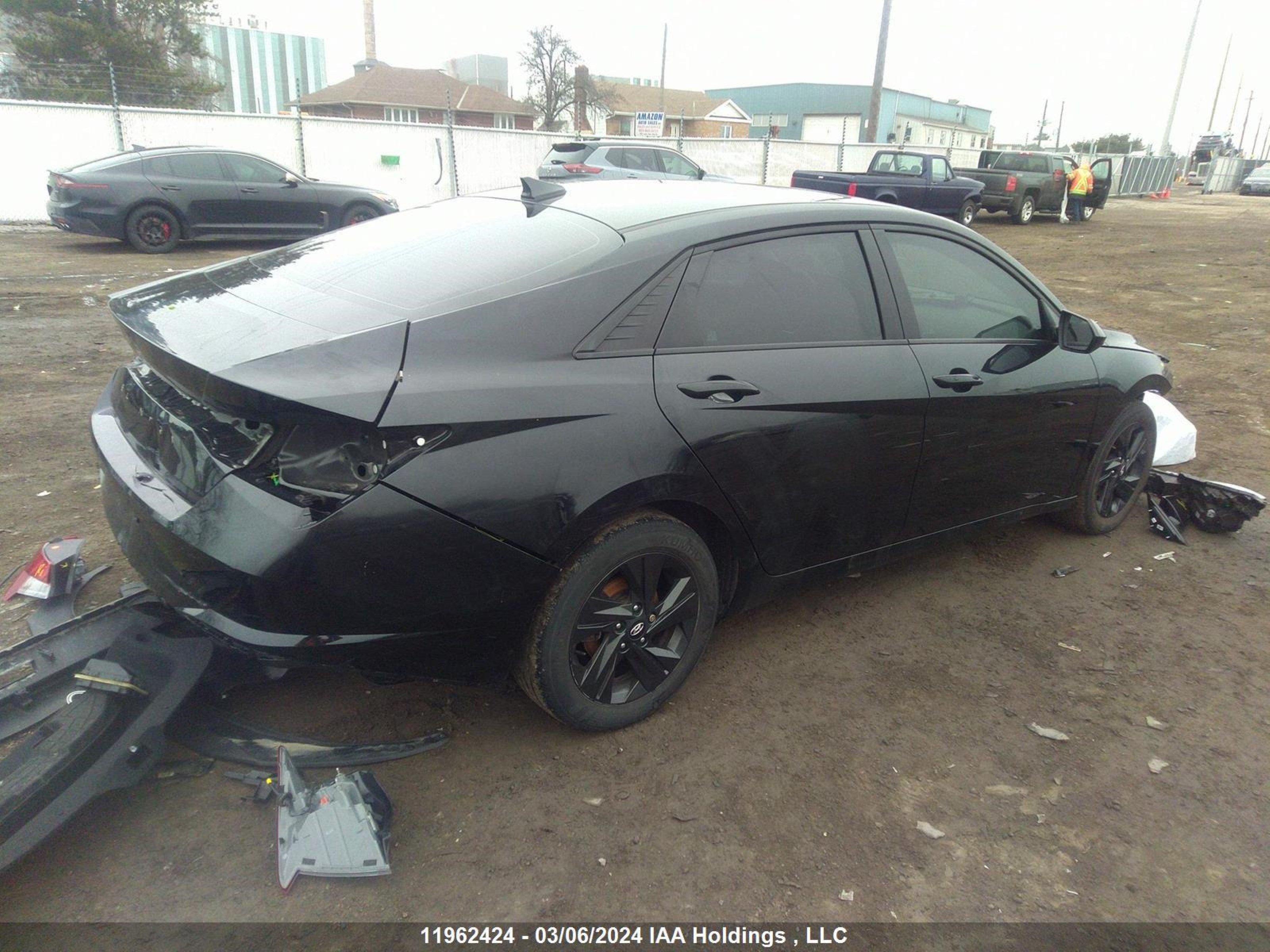 Photo 3 VIN: KMHLM4AG8NU308985 - HYUNDAI ELANTRA 