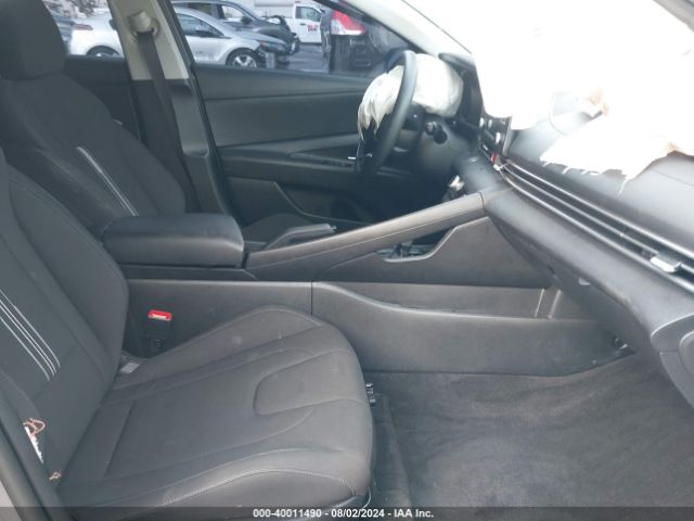 Photo 4 VIN: KMHLM4AG8PU485488 - HYUNDAI ELANTRA 