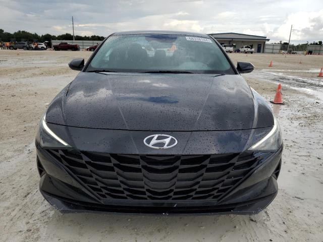 Photo 4 VIN: KMHLM4AG8PU503049 - HYUNDAI ELANTRA SE 