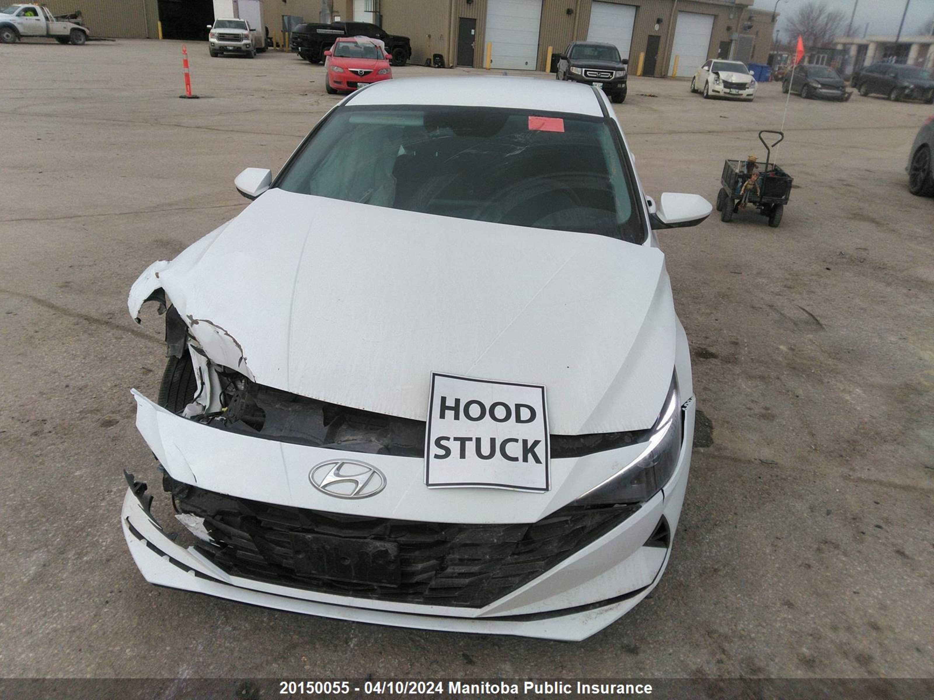 Photo 9 VIN: KMHLM4AG9NU354079 - HYUNDAI ELANTRA 