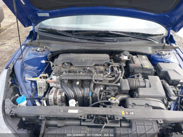 Photo 9 VIN: KMHLM4AG9NU362103 - HYUNDAI ELANTRA 