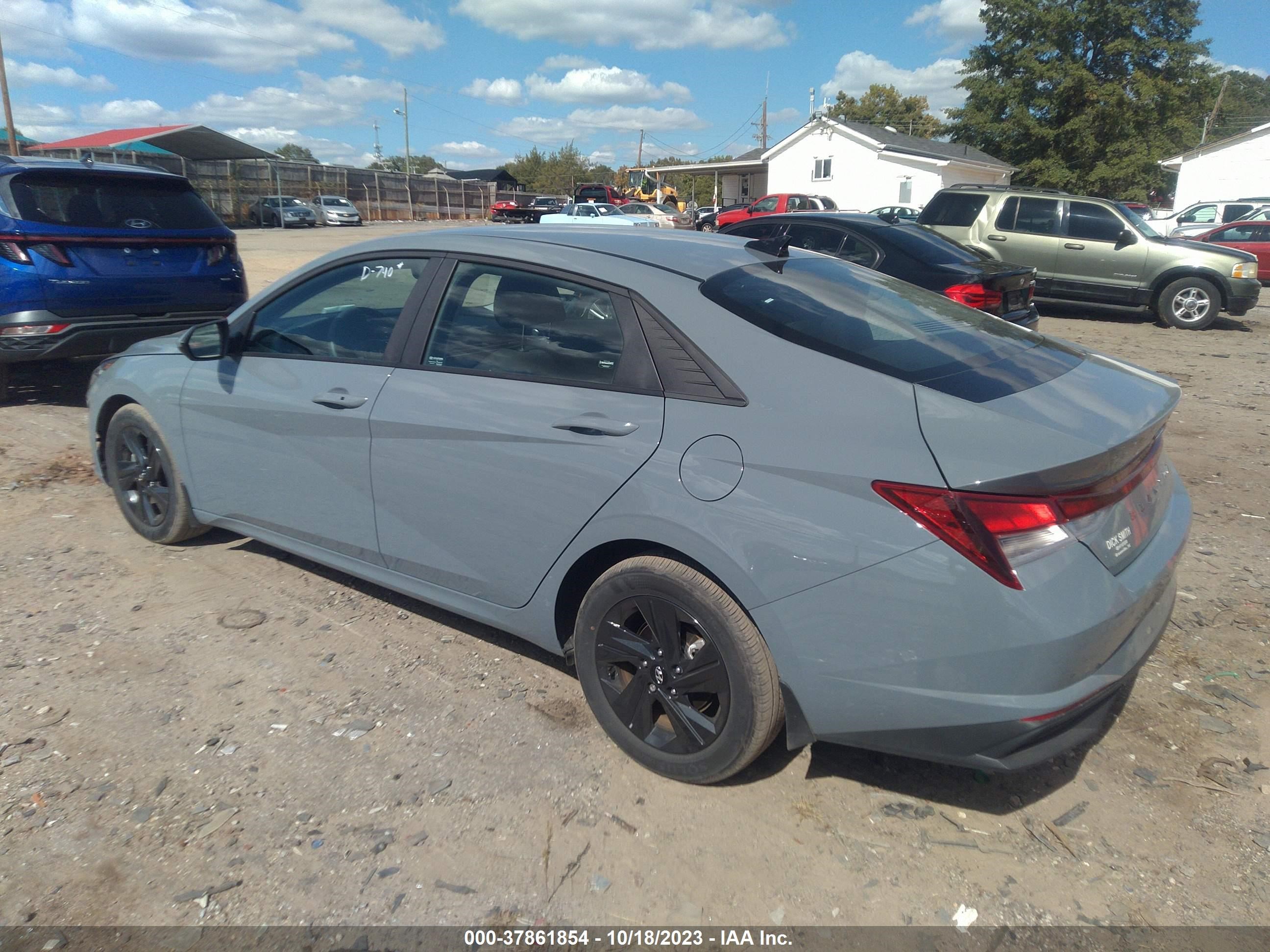 Photo 2 VIN: KMHLM4AG9PU426465 - HYUNDAI ELANTRA 