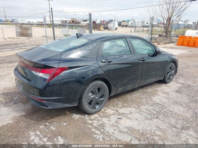 Photo 3 VIN: KMHLM4AG9PU587754 - HYUNDAI ELANTRA 