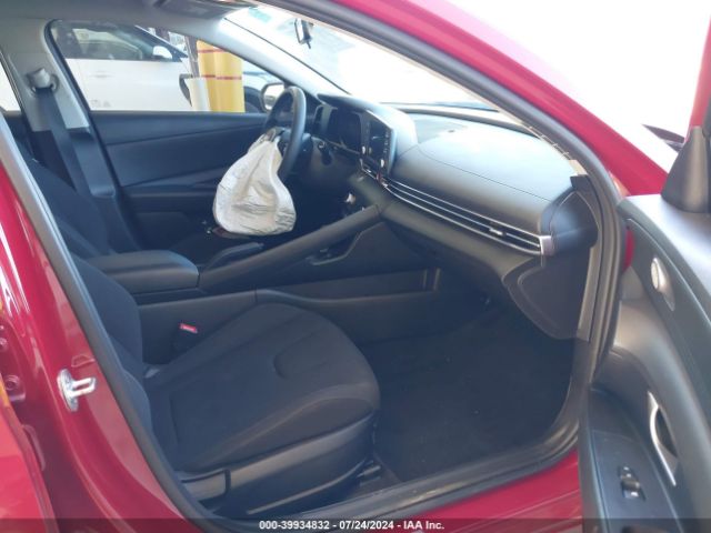 Photo 4 VIN: KMHLM4AGXMU176438 - HYUNDAI ELANTRA 