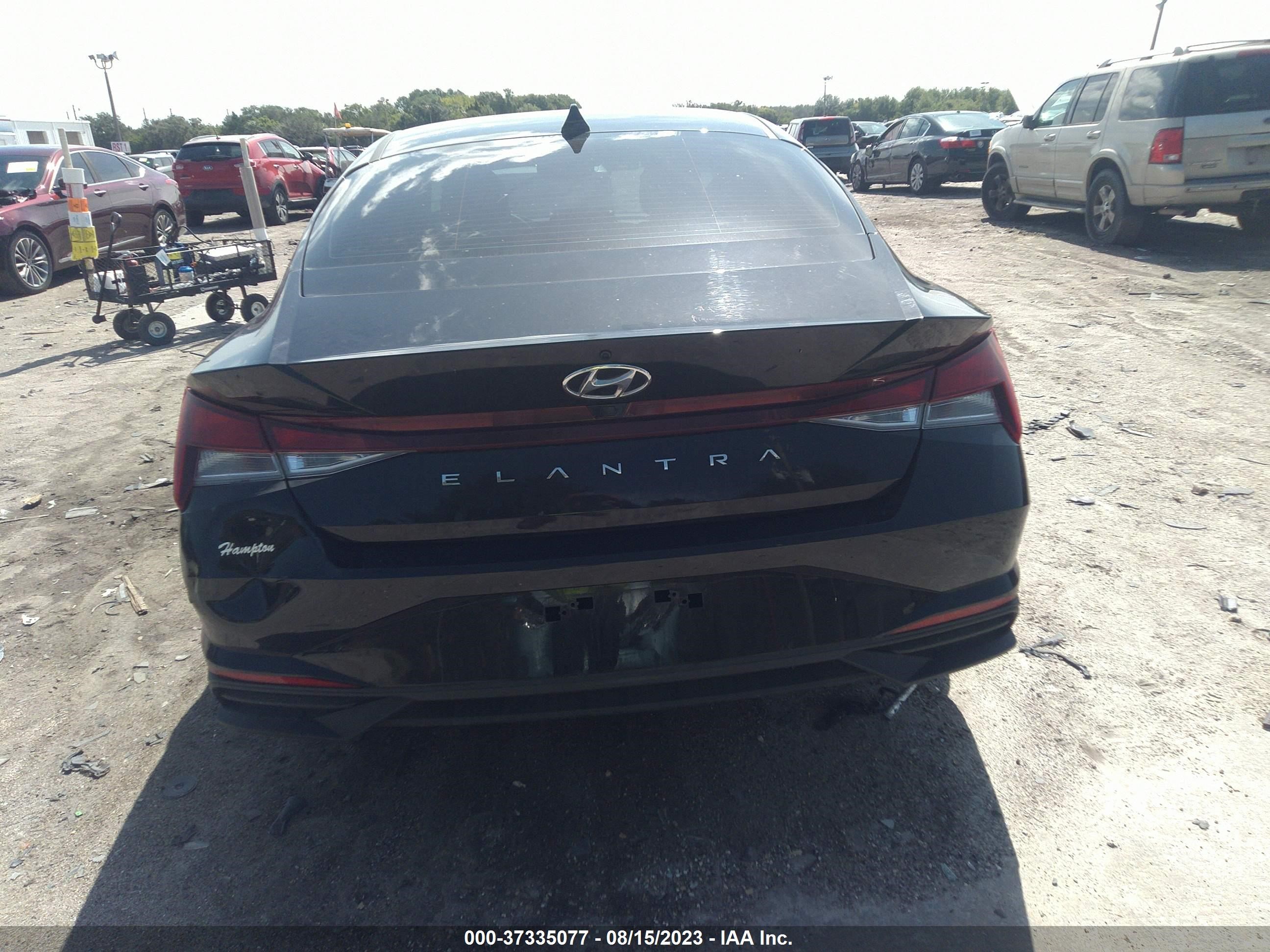 Photo 15 VIN: KMHLM4AGXNU248871 - HYUNDAI ELANTRA 