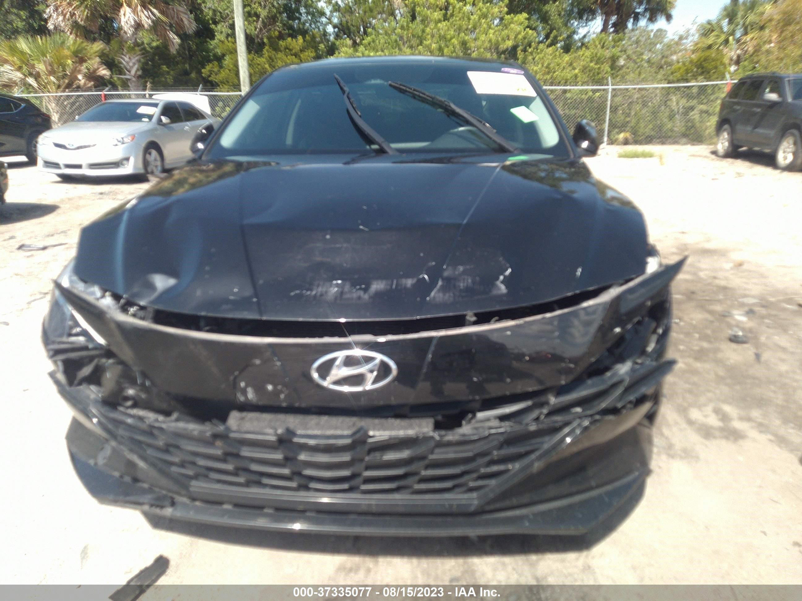 Photo 5 VIN: KMHLM4AGXNU248871 - HYUNDAI ELANTRA 