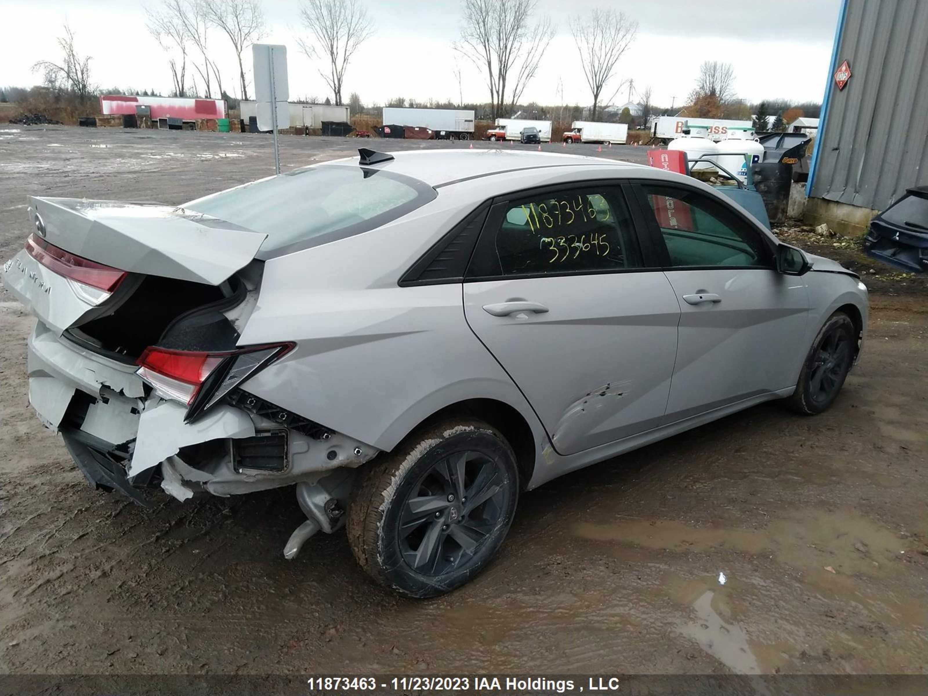 Photo 3 VIN: KMHLM4AGXNU333645 - HYUNDAI ELANTRA 