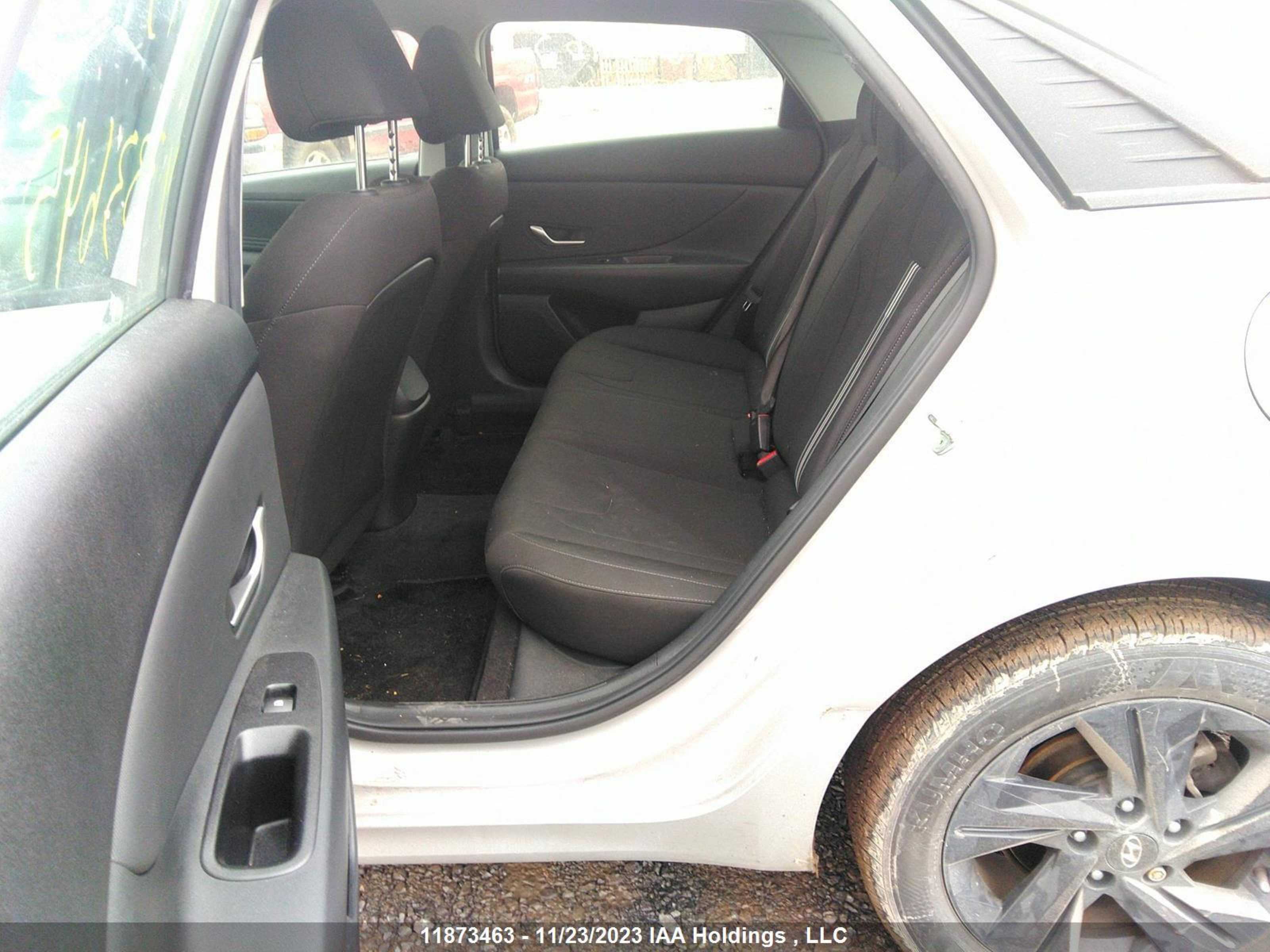 Photo 7 VIN: KMHLM4AGXNU333645 - HYUNDAI ELANTRA 