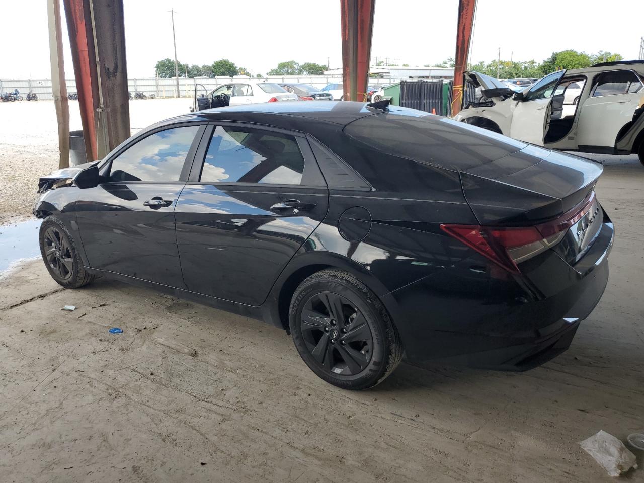 Photo 1 VIN: KMHLM4AGXPU597418 - HYUNDAI ELANTRA SE 