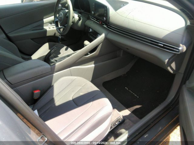 Photo 4 VIN: KMHLM4AGXPU624164 - HYUNDAI ELANTRA 