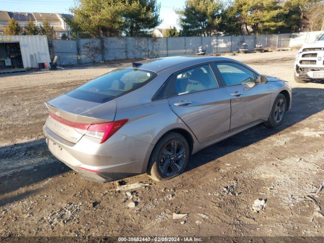 Photo 3 VIN: KMHLM4AJ0PU042912 - HYUNDAI ELANTRA HYBRID 