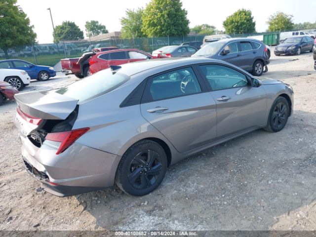 Photo 3 VIN: KMHLM4AJ0PU044398 - HYUNDAI ELANTRA 