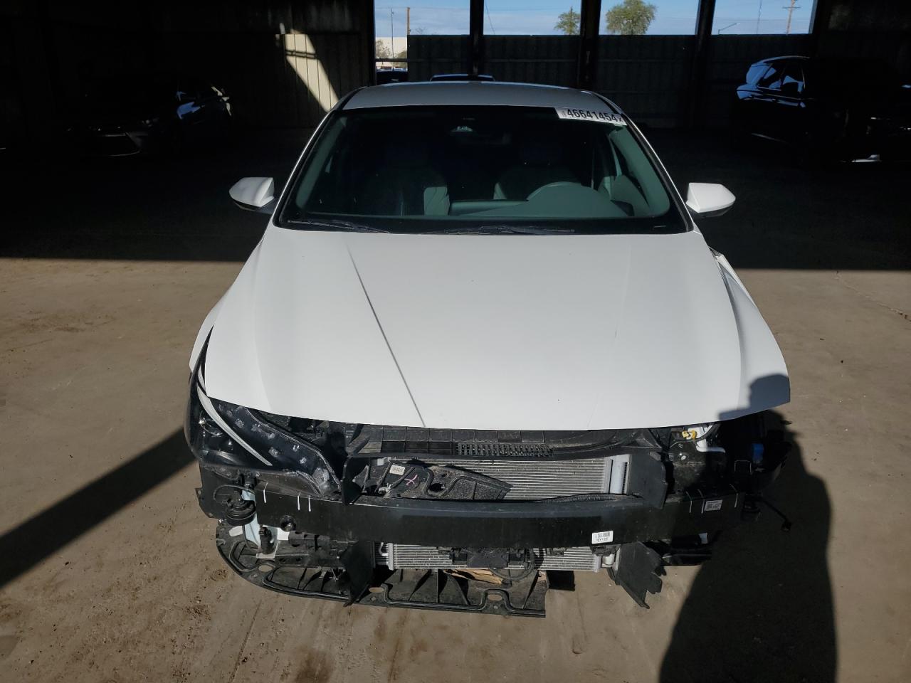 Photo 4 VIN: KMHLM4AJ0PU070046 - HYUNDAI ELANTRA 