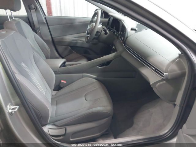 Photo 4 VIN: KMHLM4AJ1PU036715 - HYUNDAI ELANTRA HYBRID 