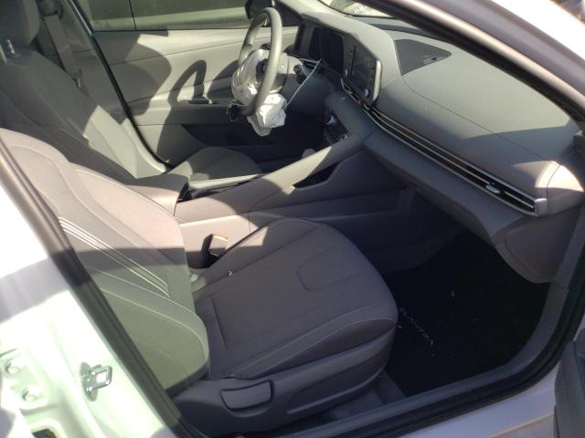 Photo 4 VIN: KMHLM4AJ2MU009941 - HYUNDAI ELANTRA BL 