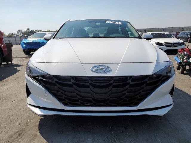 Photo 4 VIN: KMHLM4AJ5PU038211 - HYUNDAI ELANTRA BL 